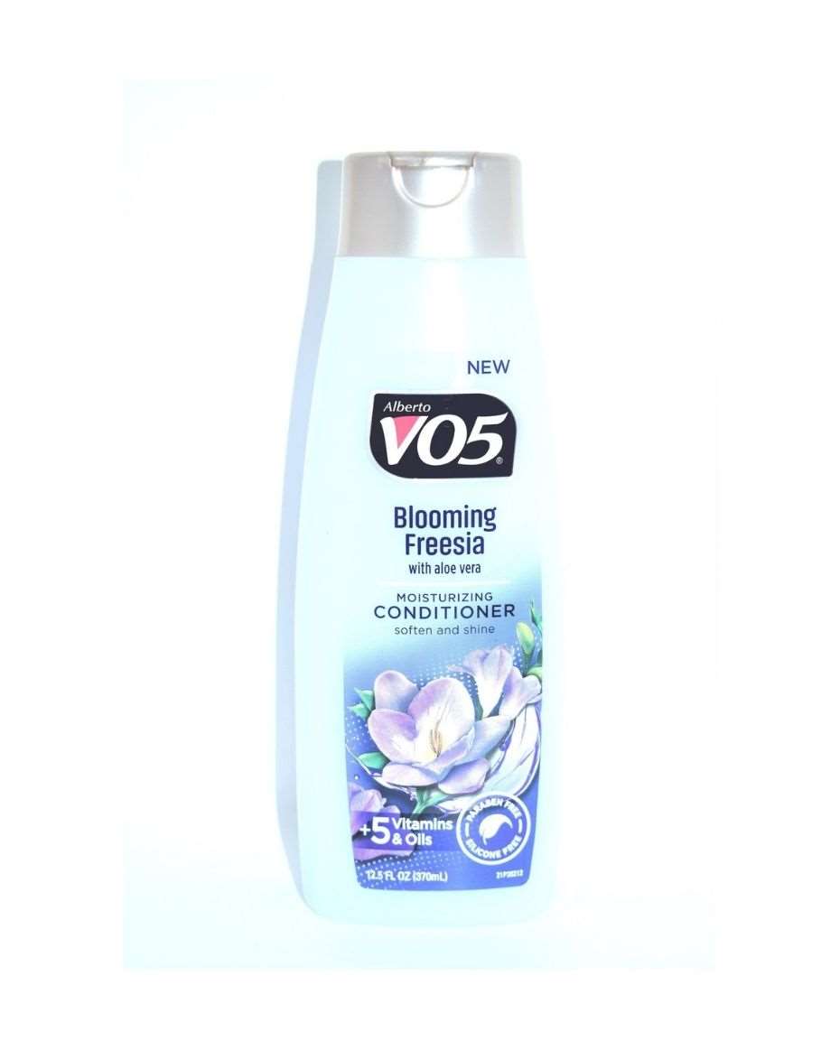 ALBERTO VO5 BLOOMING FREESIA CONDITIONER