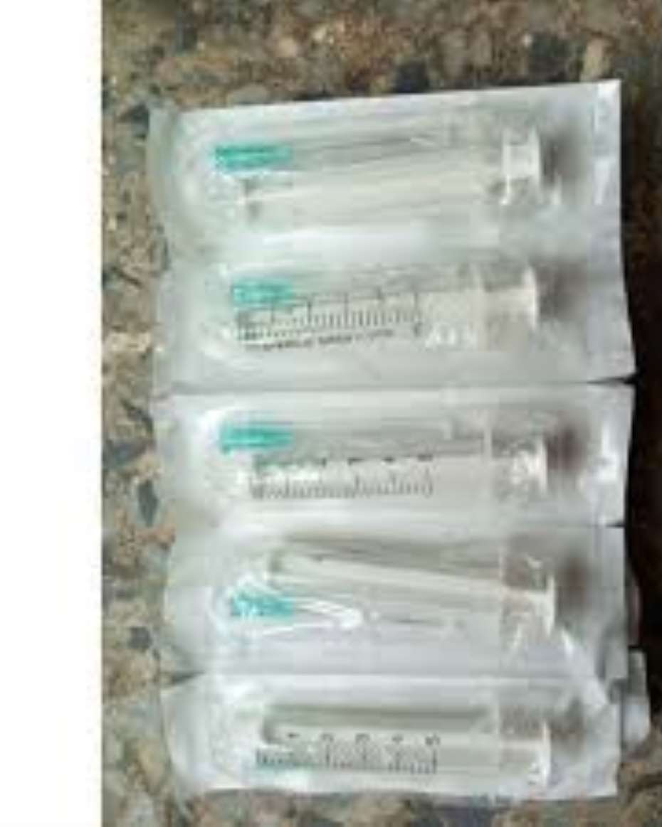 NEEDLE & SYRINGE 5ML