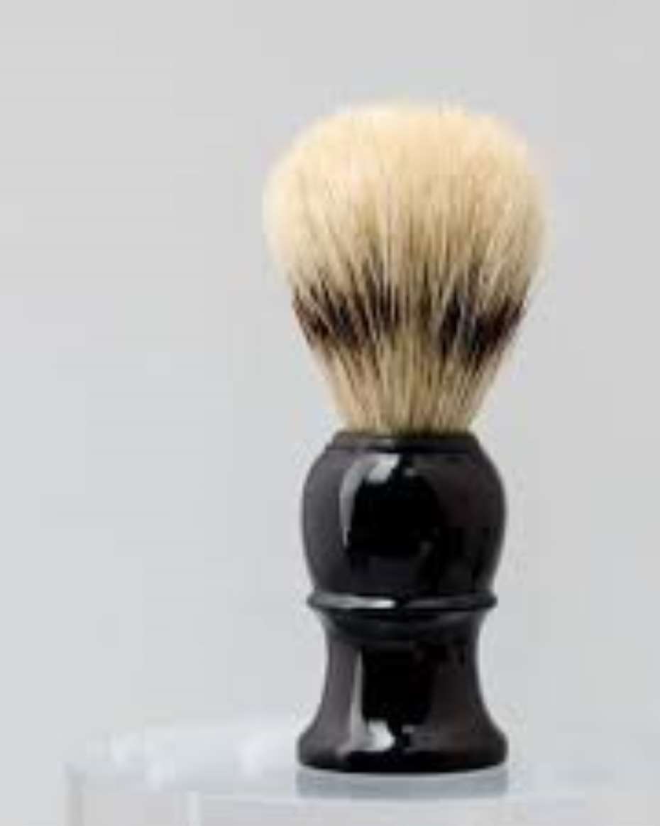 TOUCHER BRUSH
