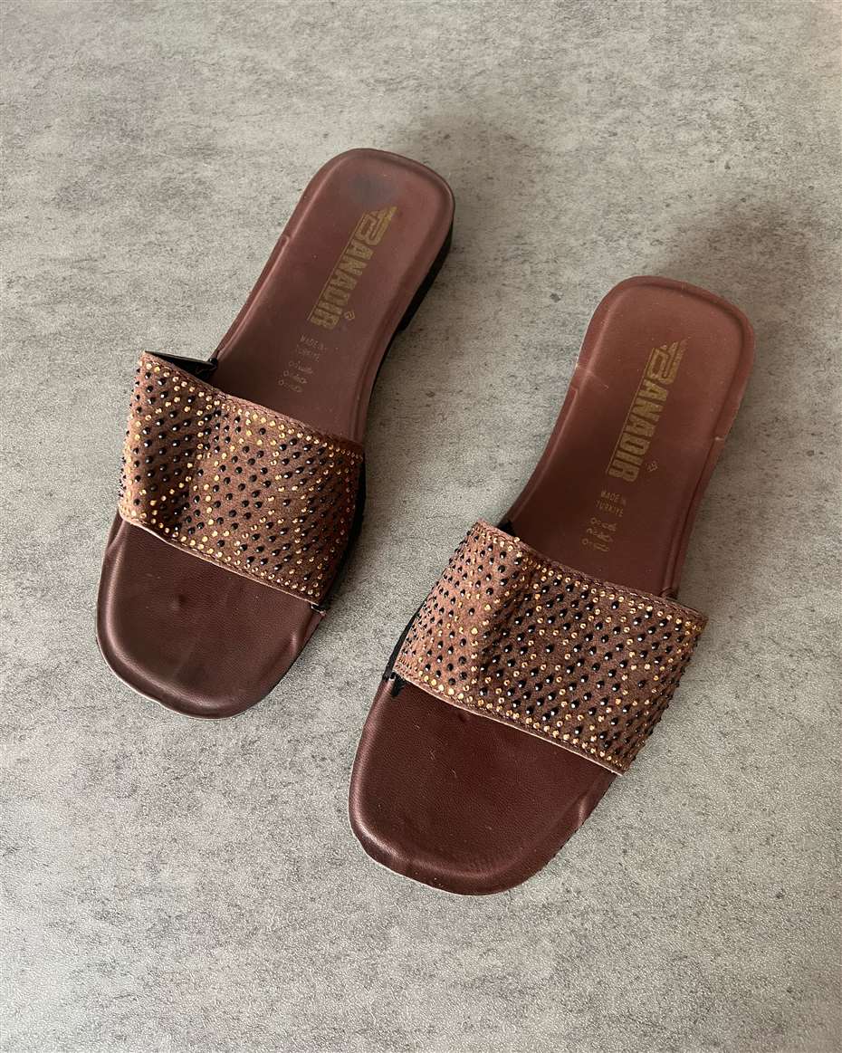 ANADIR LADIES STONED SLIPPERS BROWN SIZE 40.