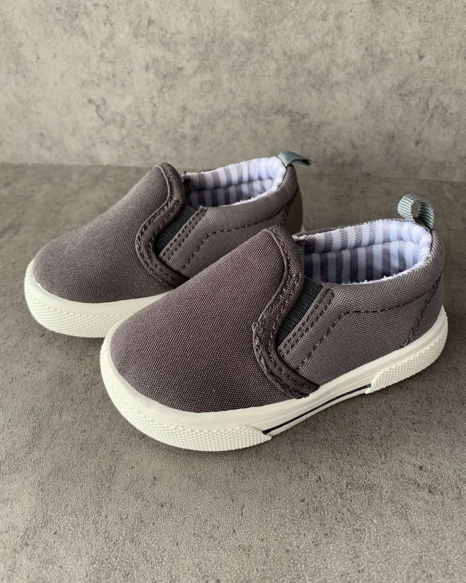 CARTERs SLIP-ON DARK GREY SIZE 23