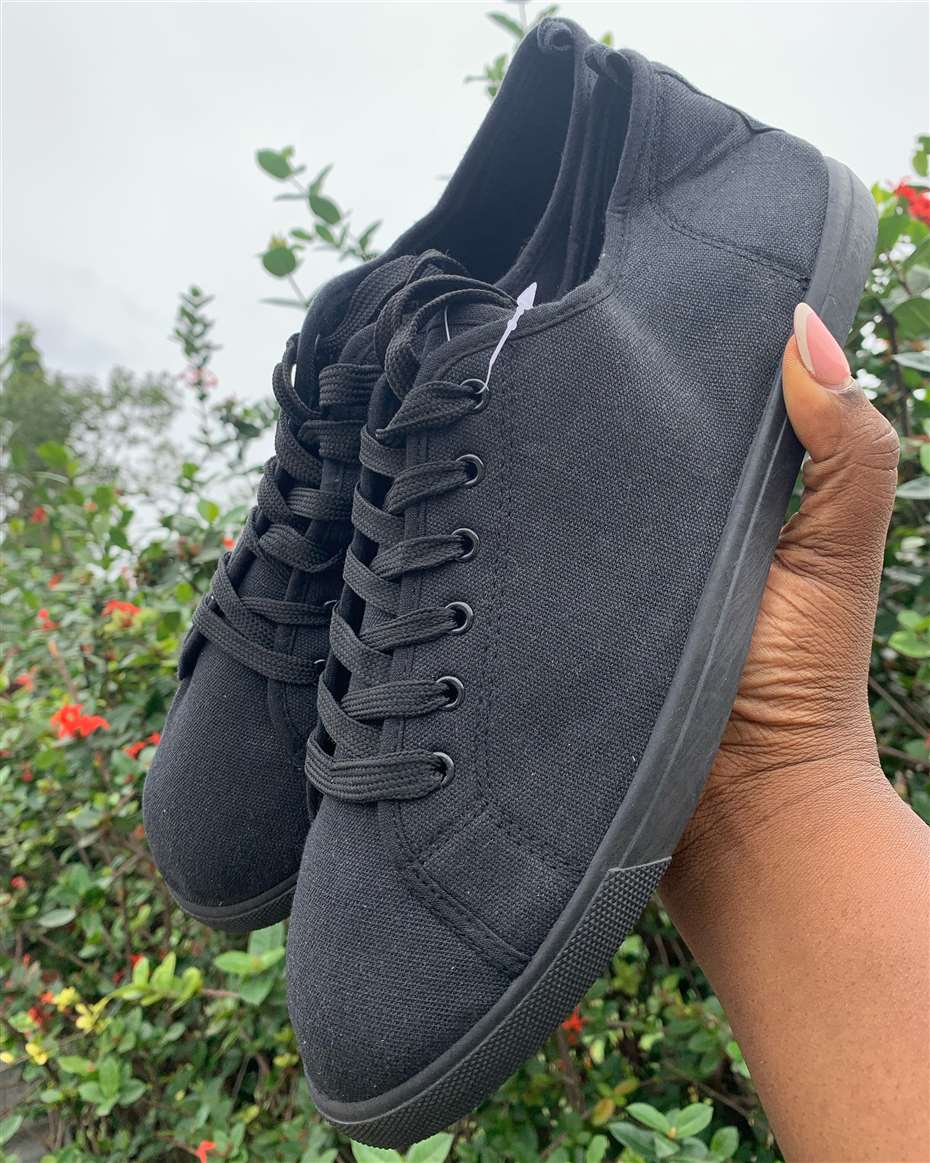 CASUAL LACED SNEAKERS BLACK SIZE 44