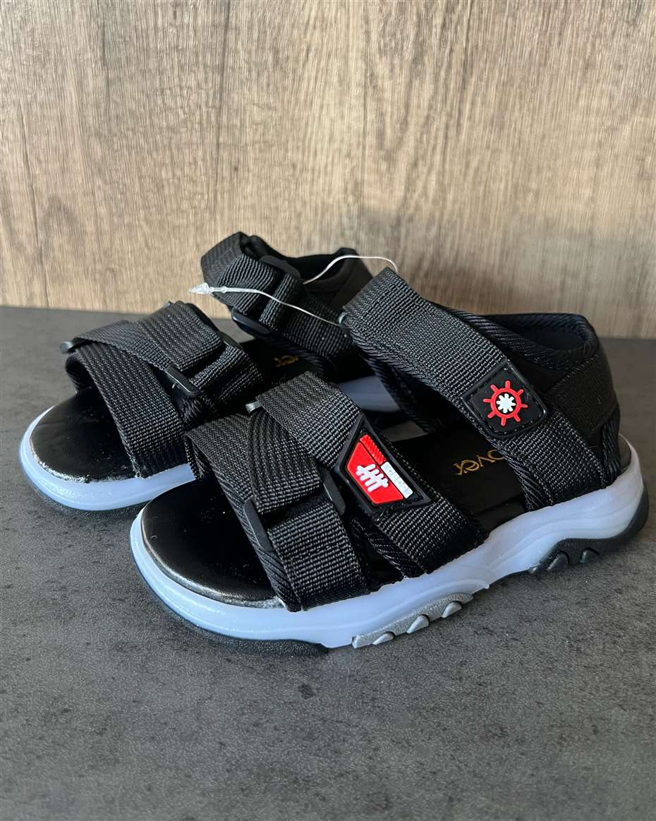 CLOVER SANDALS BLACK SIZE 20