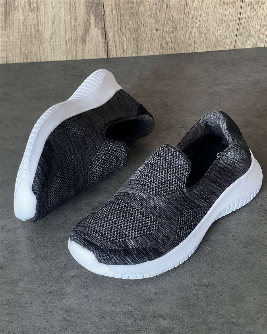 CUTE SLIP-ON DARK GREY SIZE 37