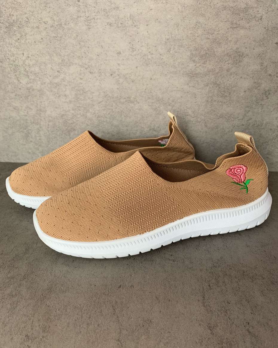 CUTE SNEAKERS BROWN SIZE 37