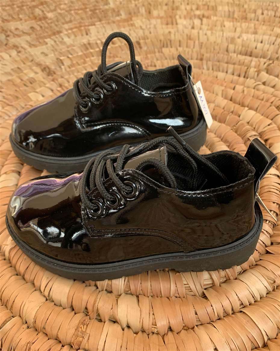 CUTE BOY SHOE BLACK SIZE 29.