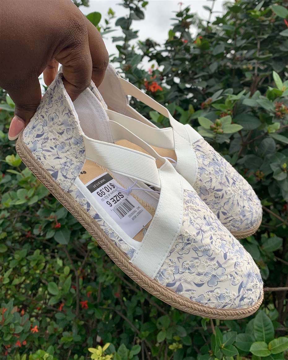 CUTE LADIES SHOE 6 CREAM SIZE 36