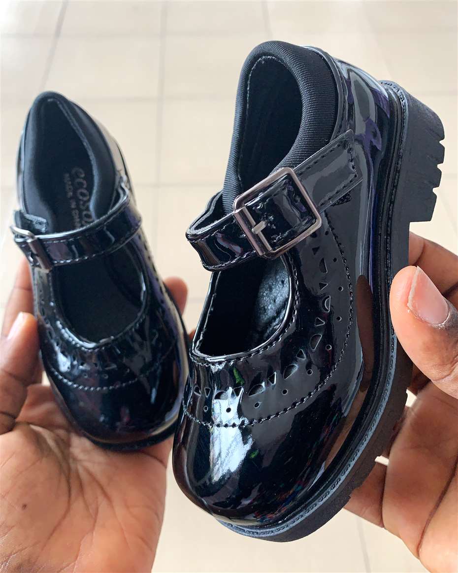 ECOSOFT QUALITY GIRL SHOE SIZE 35