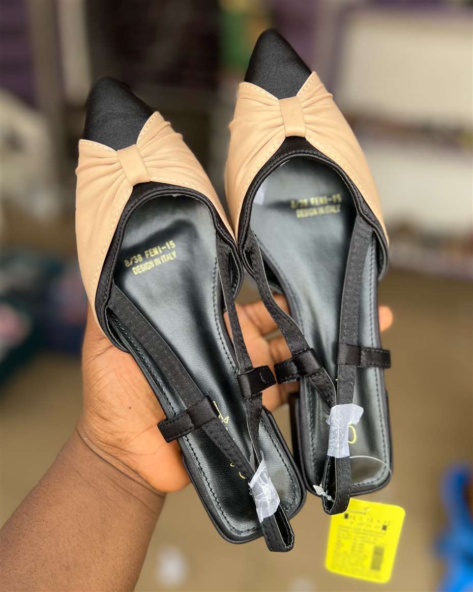 ELEGANT KNOT LOW-HEEL SLINGBACK BLACK/NUDE SIZE 40