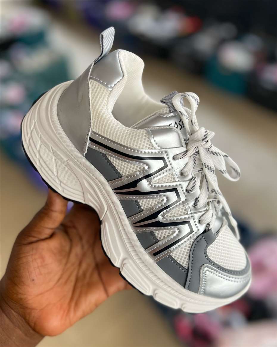 FASHION SNEAKERS 2 SIZE 39