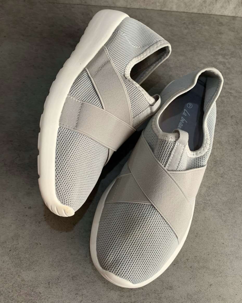 GREY SLIP-ON L,/SIZE 37