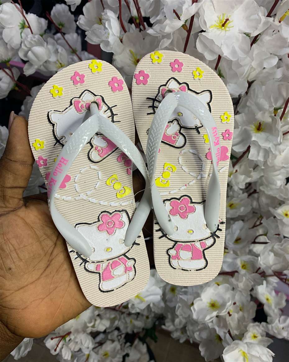 HELLO KITTY FLIP-FLOP CREAM SIZE 26