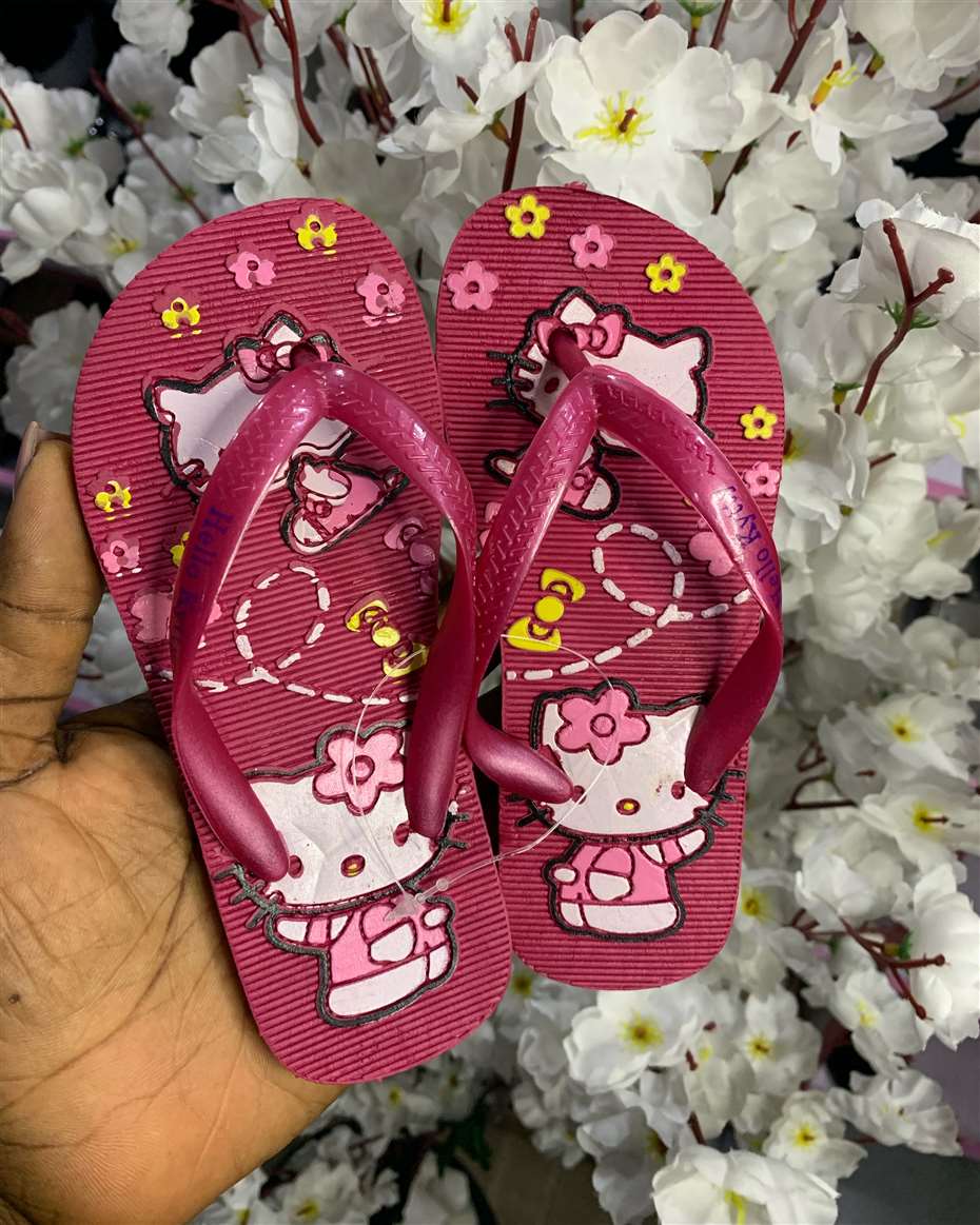 HELLO KITTY FLIP-FLOP DEEP PINK SIZE 25