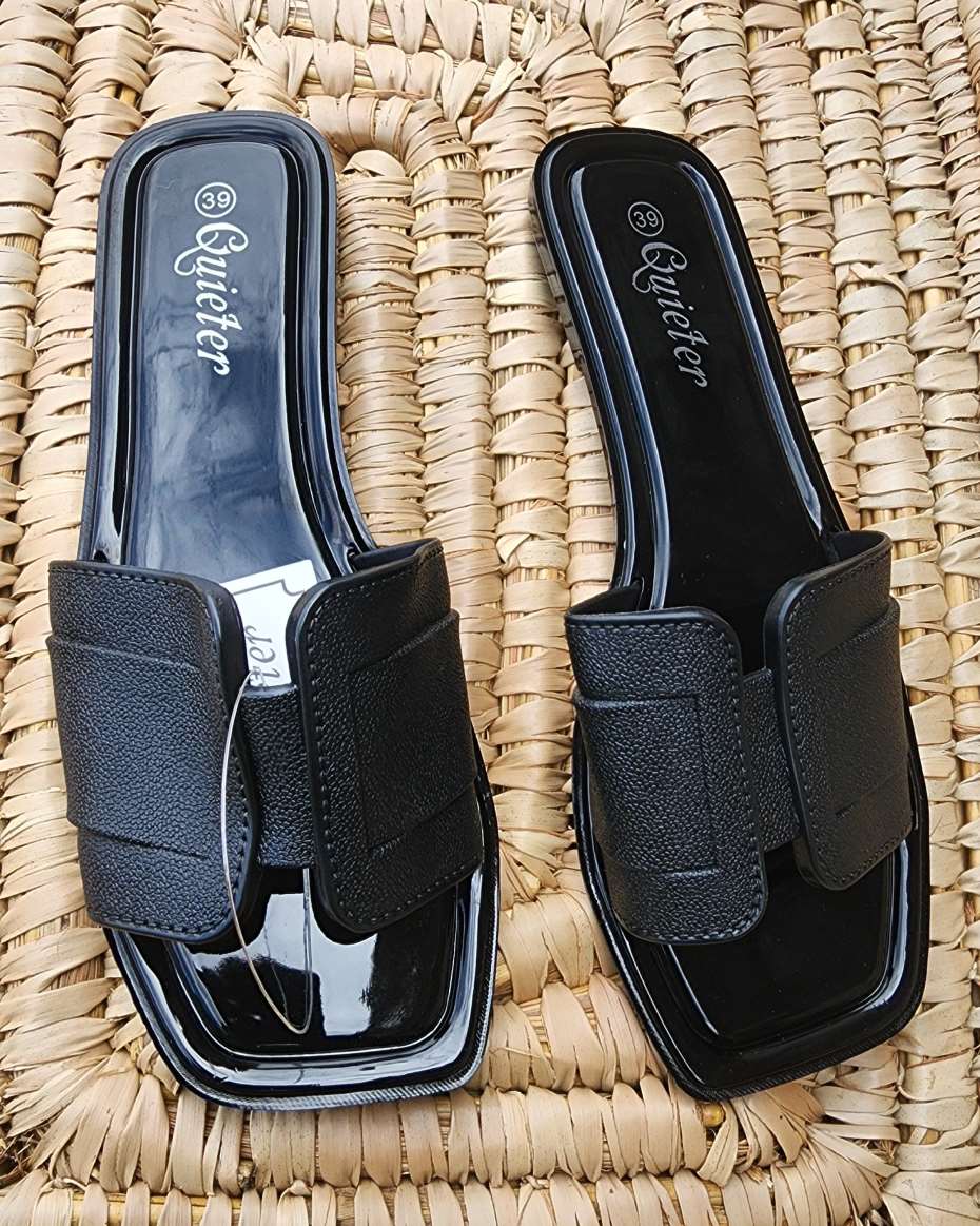 JELLY SLIPPERS BLACK SIZE 37