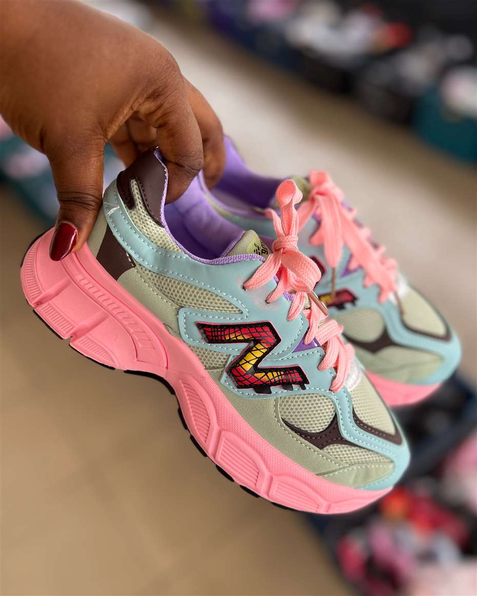 NB FASHION SNEAKERS 4 SIZE 40
