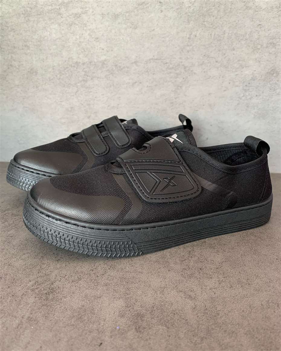 PALLAS STRAP SNEAKERS 11 BLACK SIZE 30