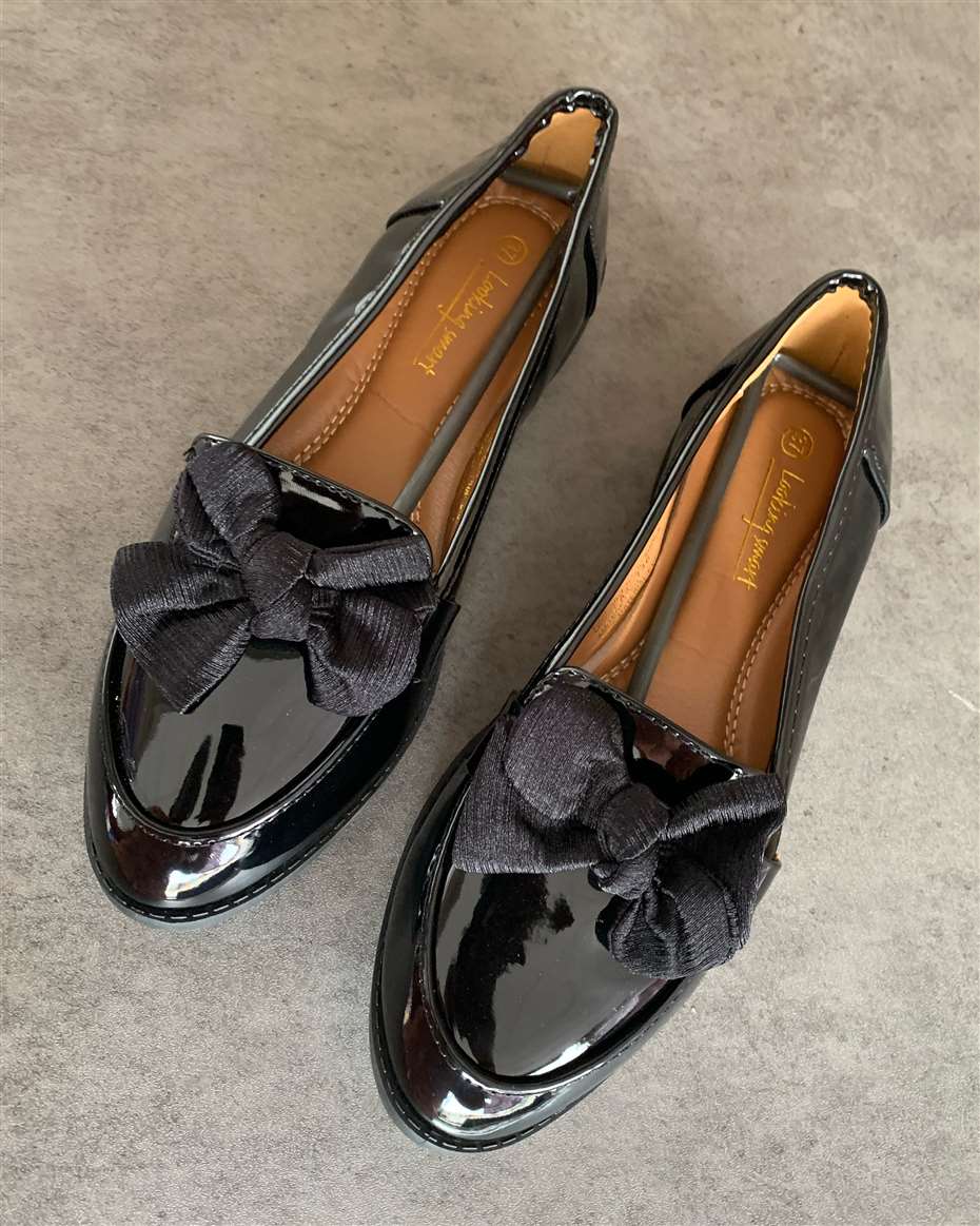 PATENT LOAFER FLATS BLACK SIZE 38