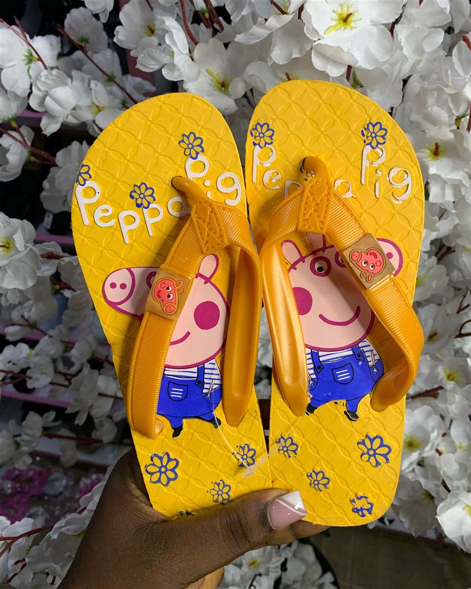 PEPPA PIG FLIP-FLOP YELLOW SIZE 33