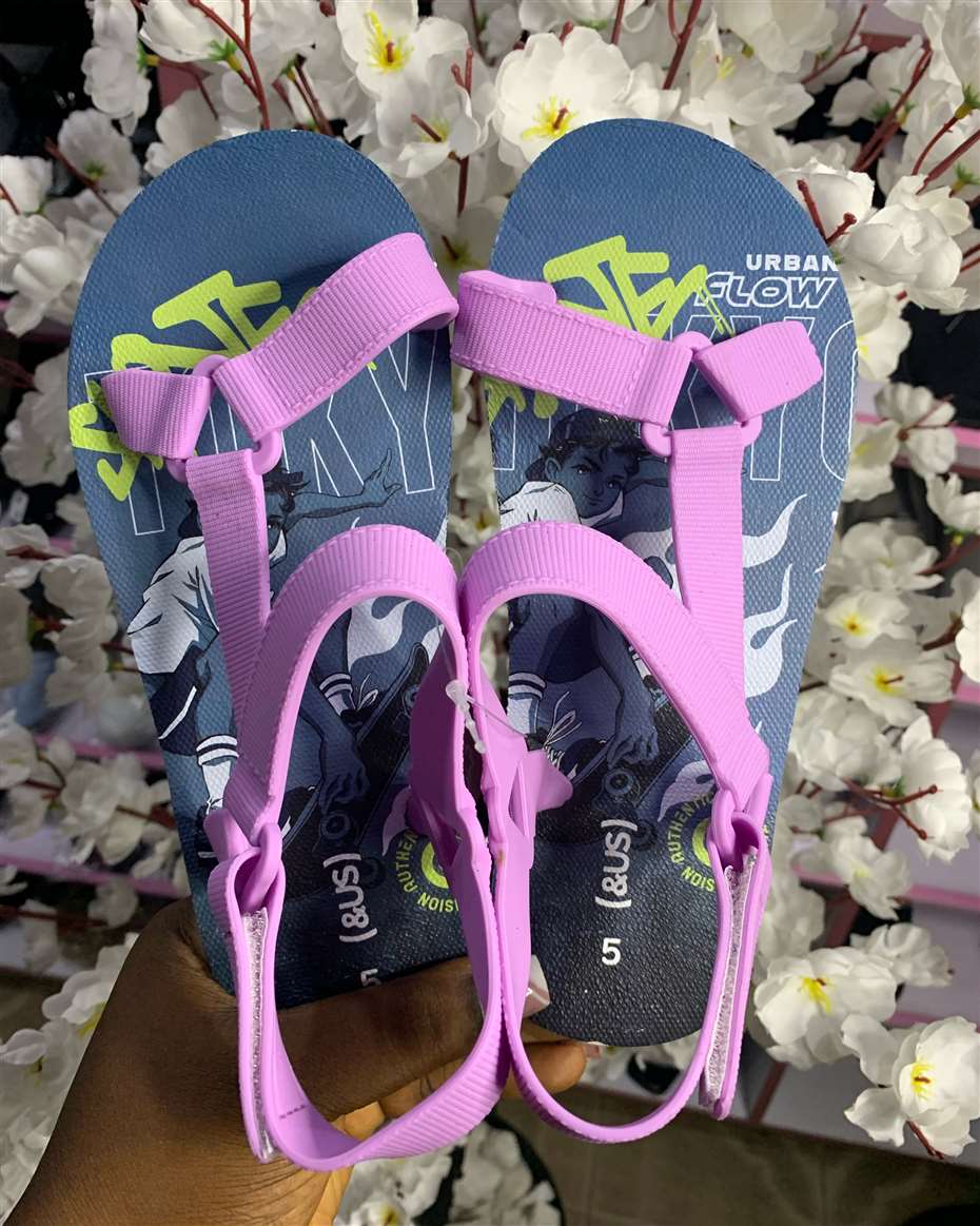 SANDALS 13 LILAC STRAP SIZE 34/35