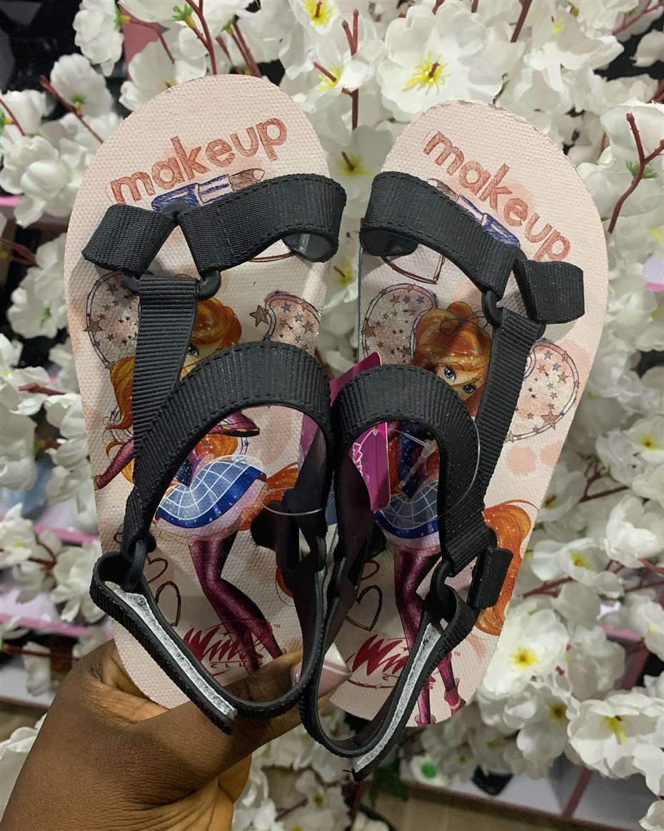 SANDALS 28 BLACK STRAP  SIZE 30/31