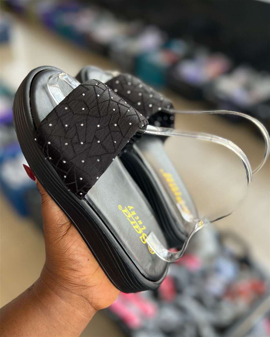 SL LADIES SLIDES BLACK SIZE 36