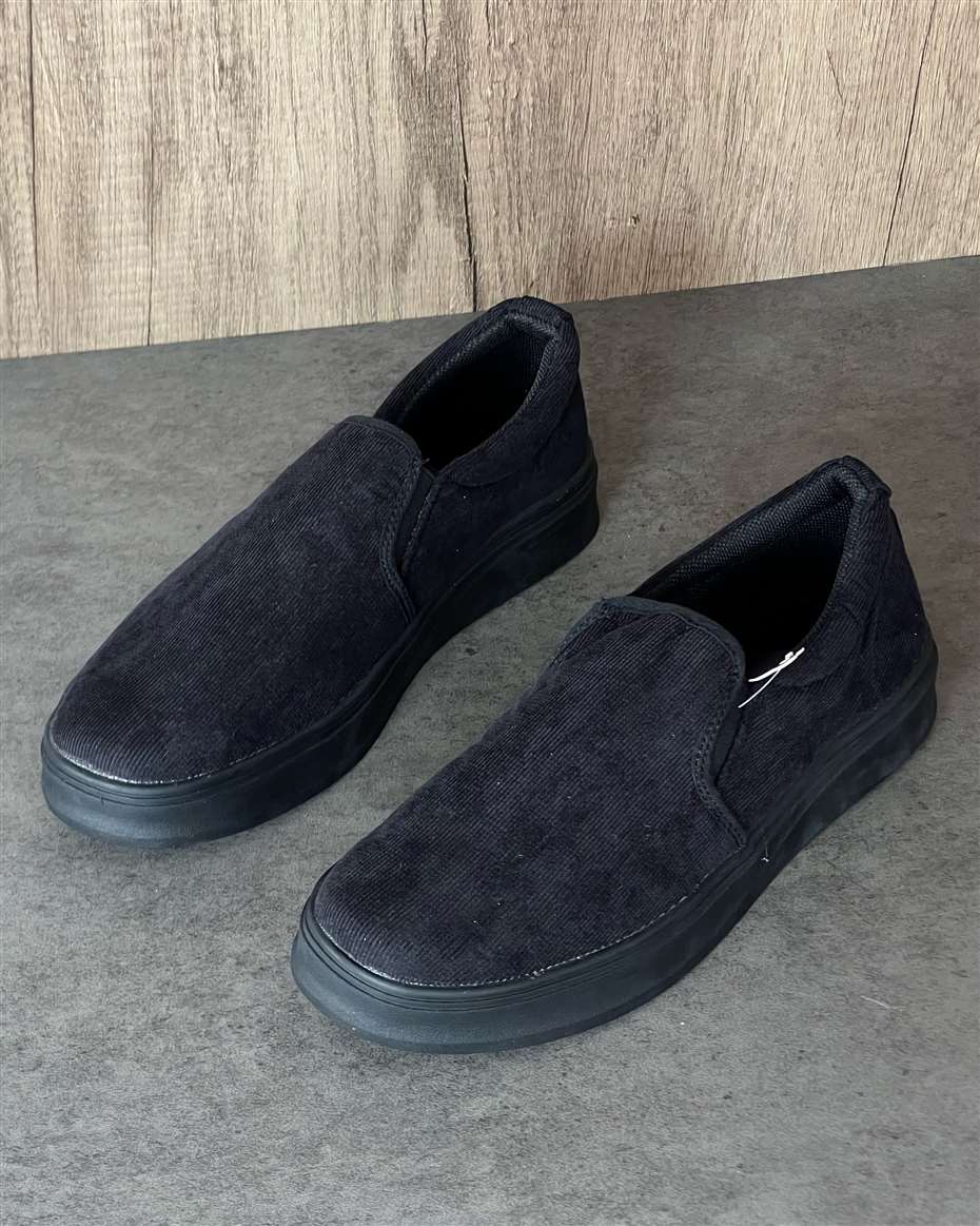 SMART-CASUAL SLIP-ON BLACK SIZE 41