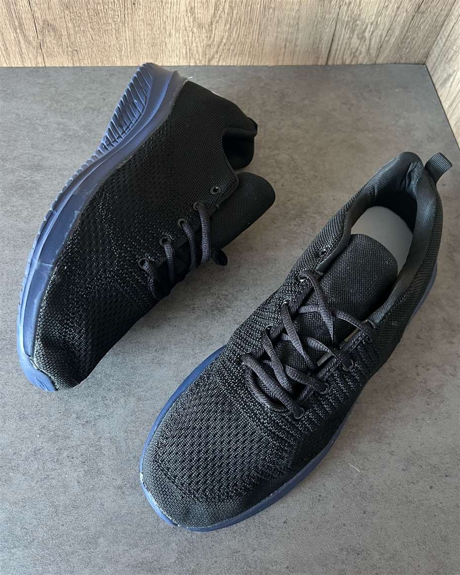 UNISEX SNEAKERS BLACK SIZE 47