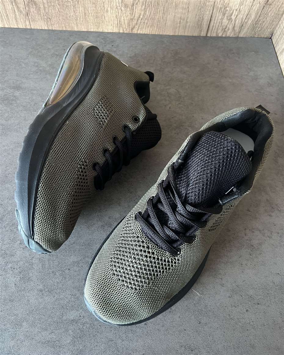 UNISEX SNEAKERS GREEN SIZE 43