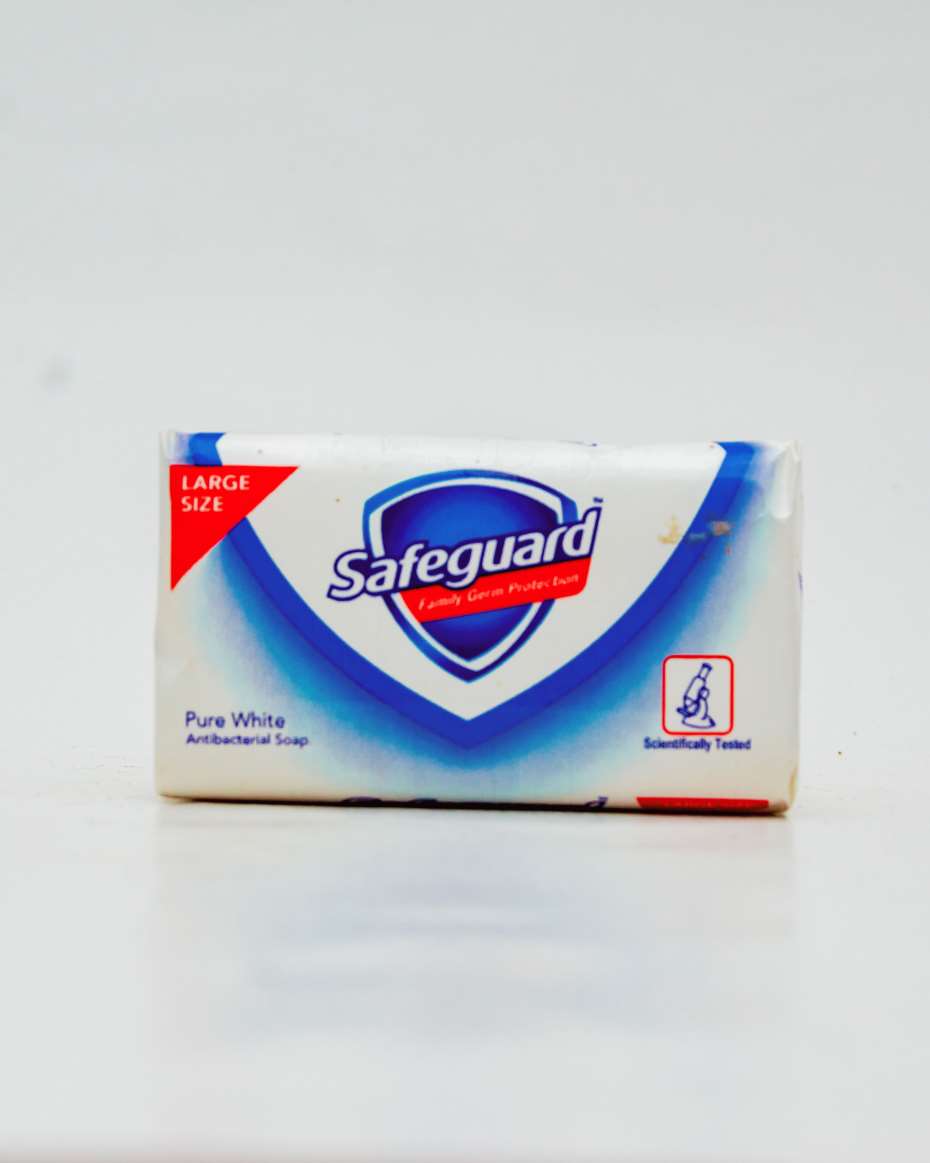 SAFEGUARD PURE WHITE 100G